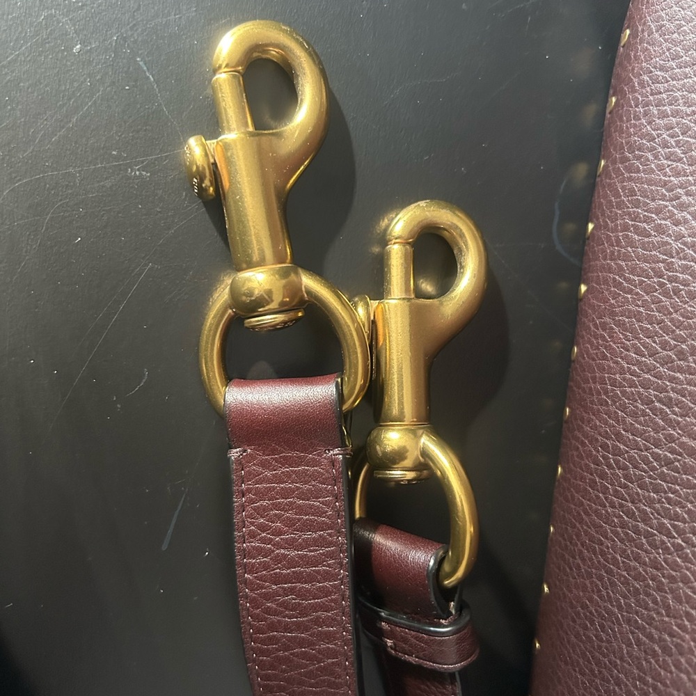 COACH PAGE 27 OXBLOOD WITH RIVETS GUC - Picture 5 of 17
